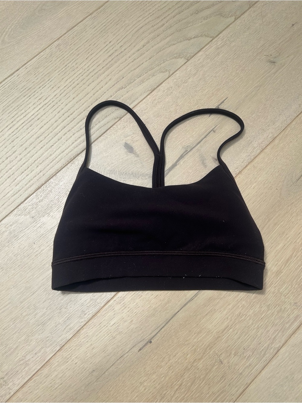deep brown lululemon flow y sports bra - size 2 like new
